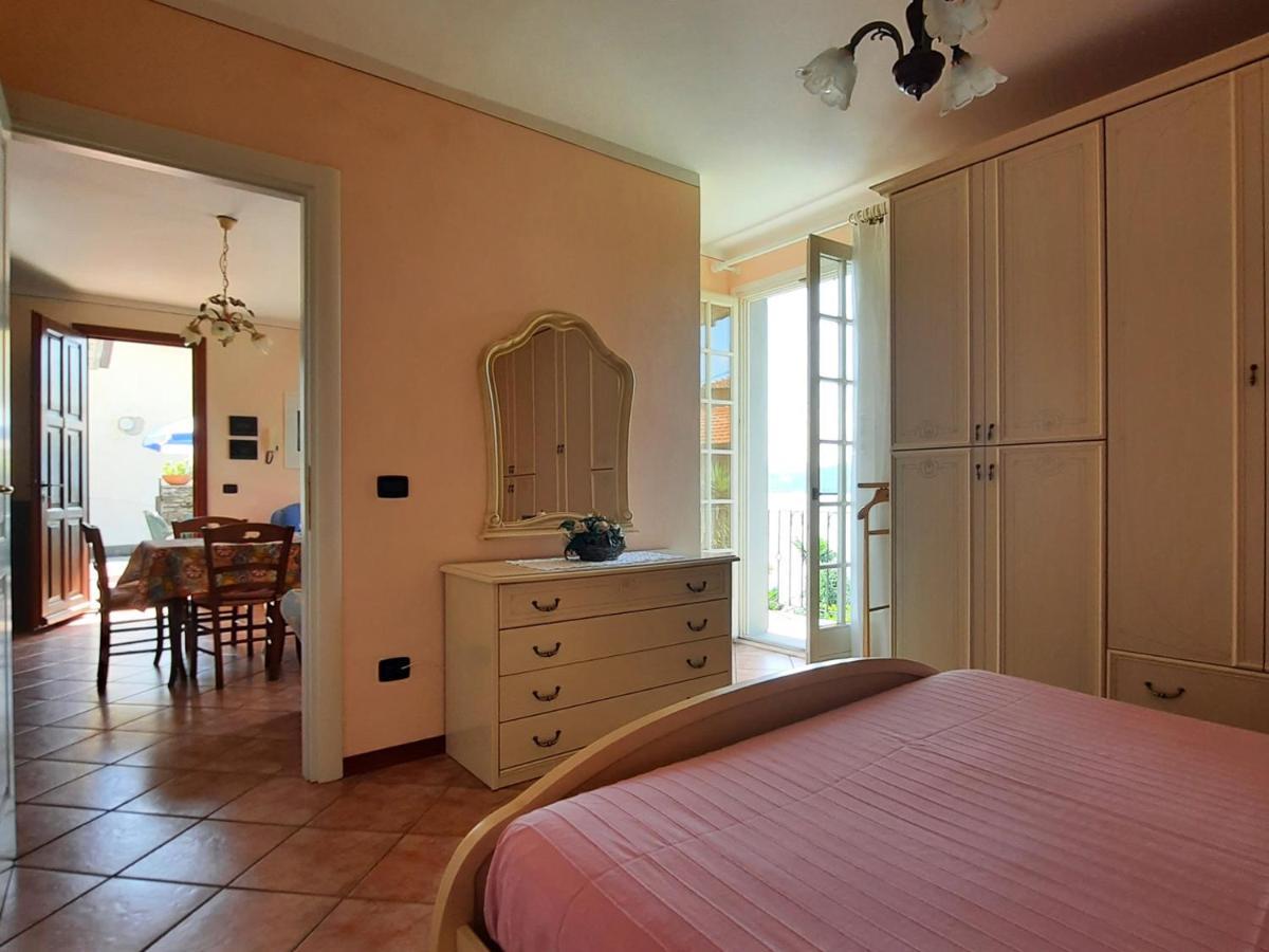 Appartamento Porto 2 Cannero Riviera Extérieur photo